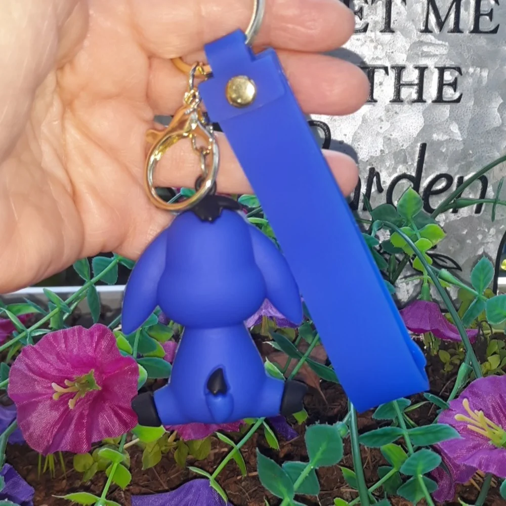 🆕DISNEY'S OFFICIALLY LICENSED EEYORE 3D KEYCHAIN